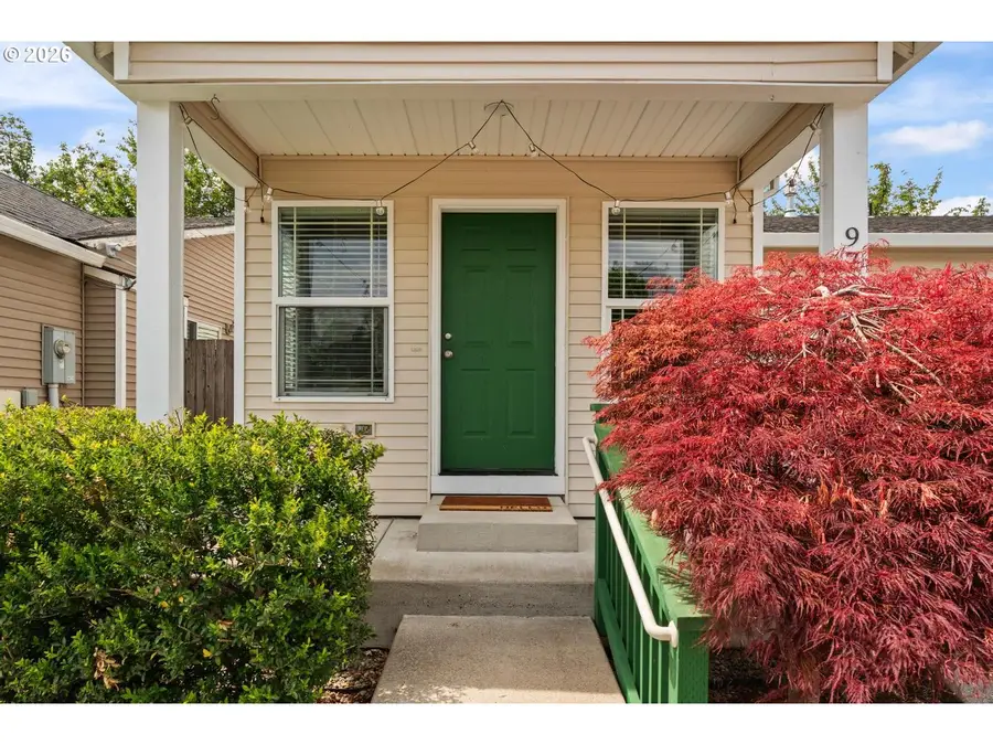 975 SW Junction Pl, Gresham, OR 97080 - #2