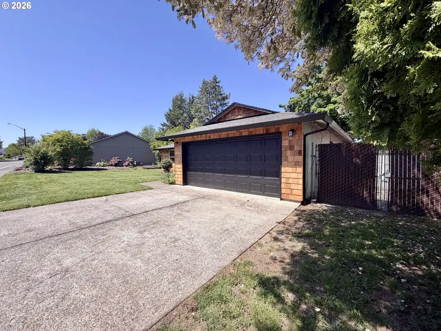 2715 SW 31st St, Gresham, OR 97080 - #2