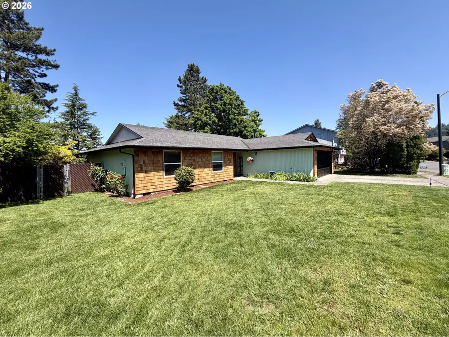 2715 SW 31st St, Gresham, OR 97080 - #3