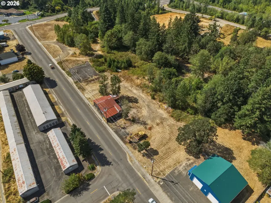 24909 W Broadway Ave, Veneta, OR 97487 - #3