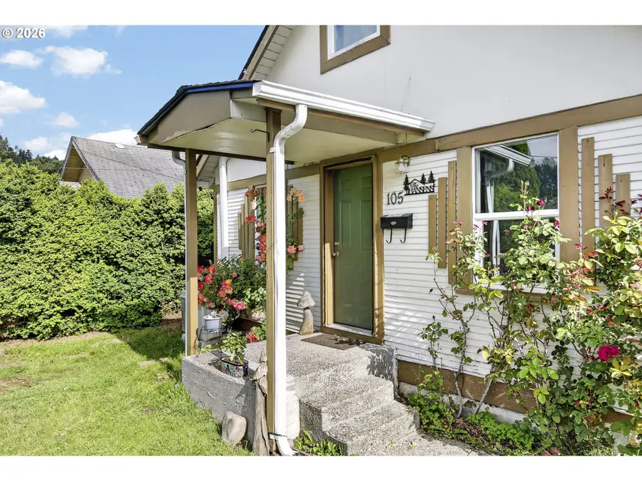 105 Ineer St, Kelso, WA 98626 - #2