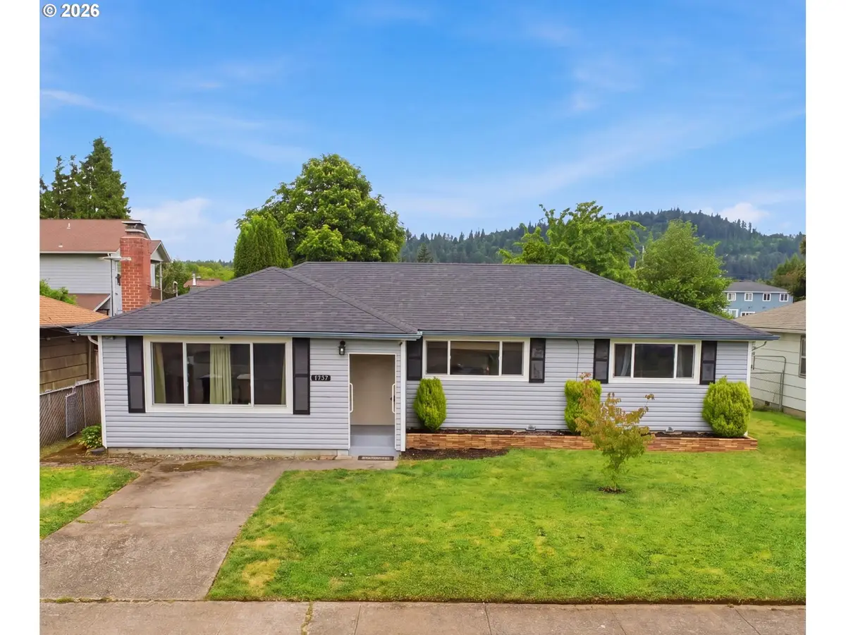 1357 Grove St, Lebanon, OR 97355 - #1