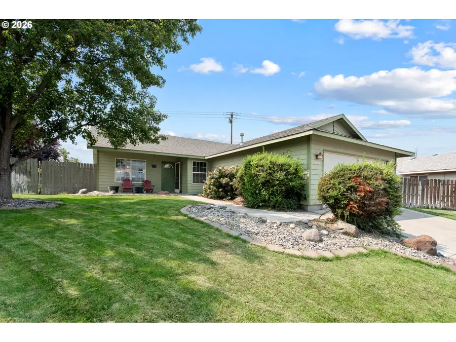 1333 SW Suzanne Ct, Hermiston, OR 97838 - #2