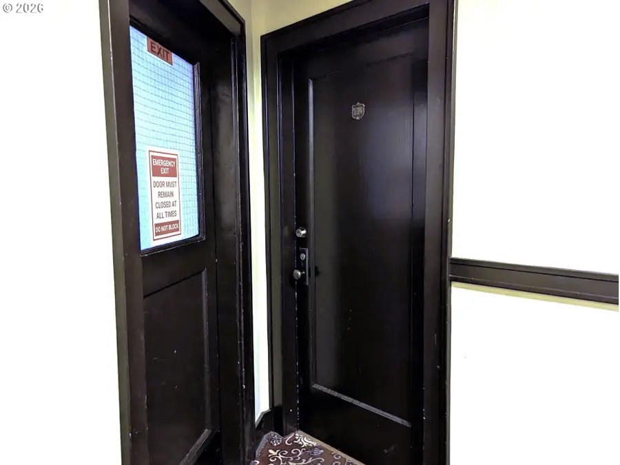 2829 SE Belmont St #104, Portland, OR 97214 - #3