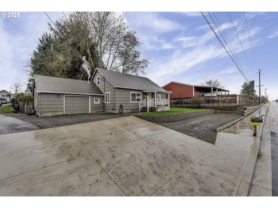 30800 NW North Ave, North Plains, OR 97133 - Image #2