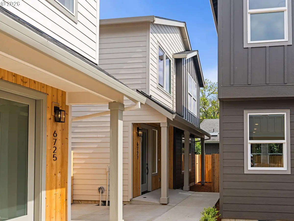 6727 SE Gladstone St, Portland, OR 97206 - #1