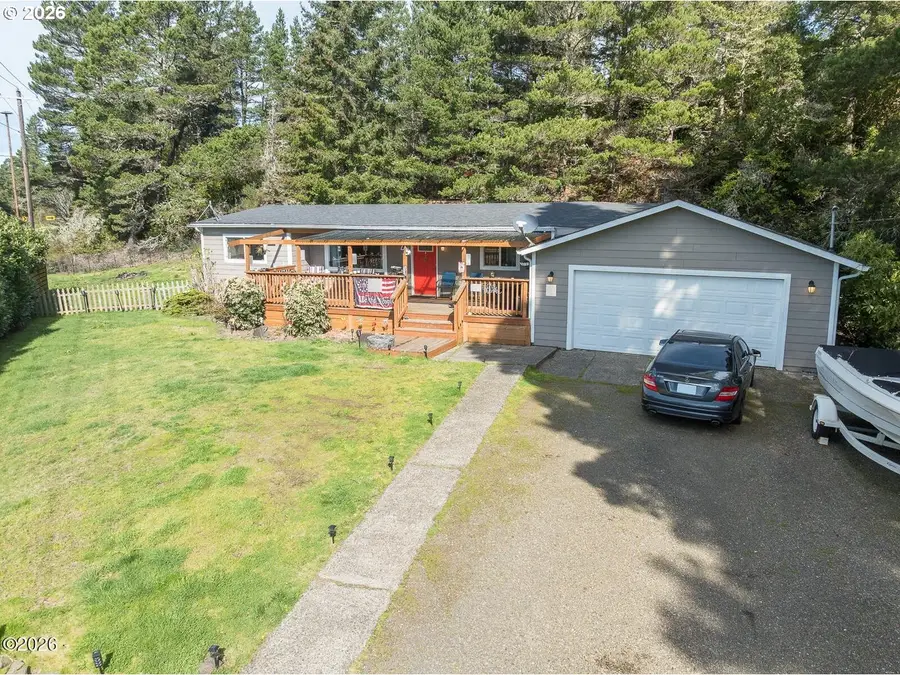 5143 Heceta Beach Rd, Florence, OR 97439 - #2