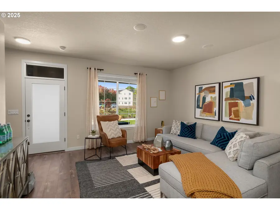 3562 SE Brookwood Ave, Hillsboro, OR 97123 - Image #3