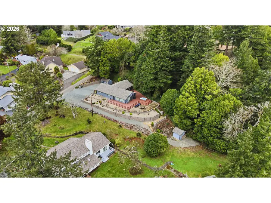 93930 Bridge View Ln, Eastside, OR 97459 - #2