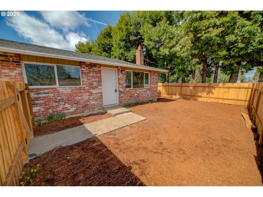 3825 SW 198th Ave, Beaverton, OR 97078 - #2