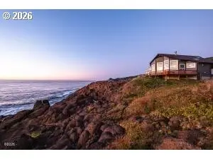 535 SW Cardinal St, Depoe Bay, OR 97341 - #2
