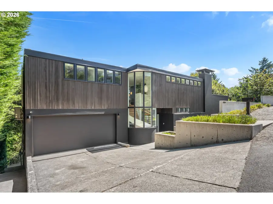 4236 SW Mcdonnell Ter, Portland, OR 97239 - #3