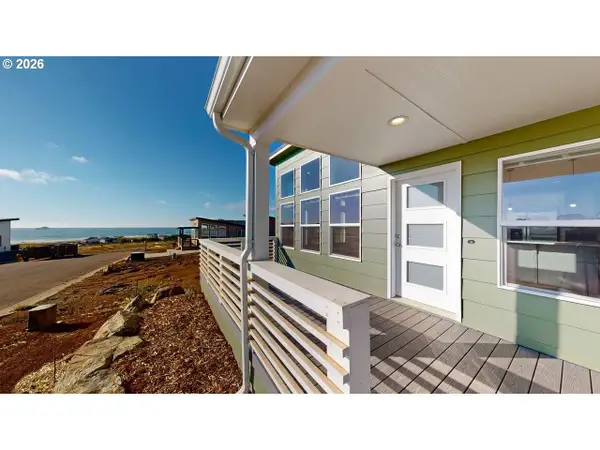 94045 Tara Way, GoldBeach, OR 97444