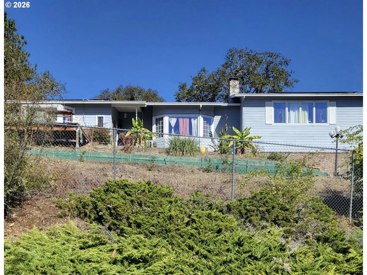 1751 NE Beulah Dr, Roseburg, OR 97470 - #1