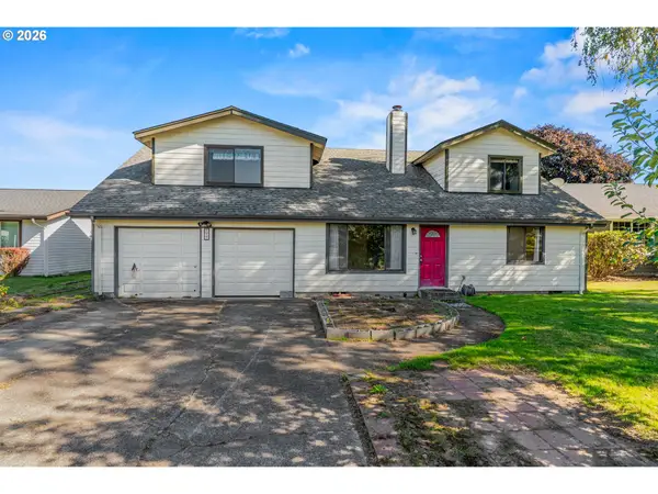117 Manteca Dr, Kelso, WA 98626