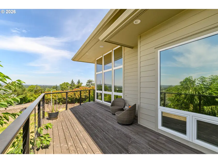 9280 SE Emmert View Ct, Northwest Clackamas, OR 97086 - #3