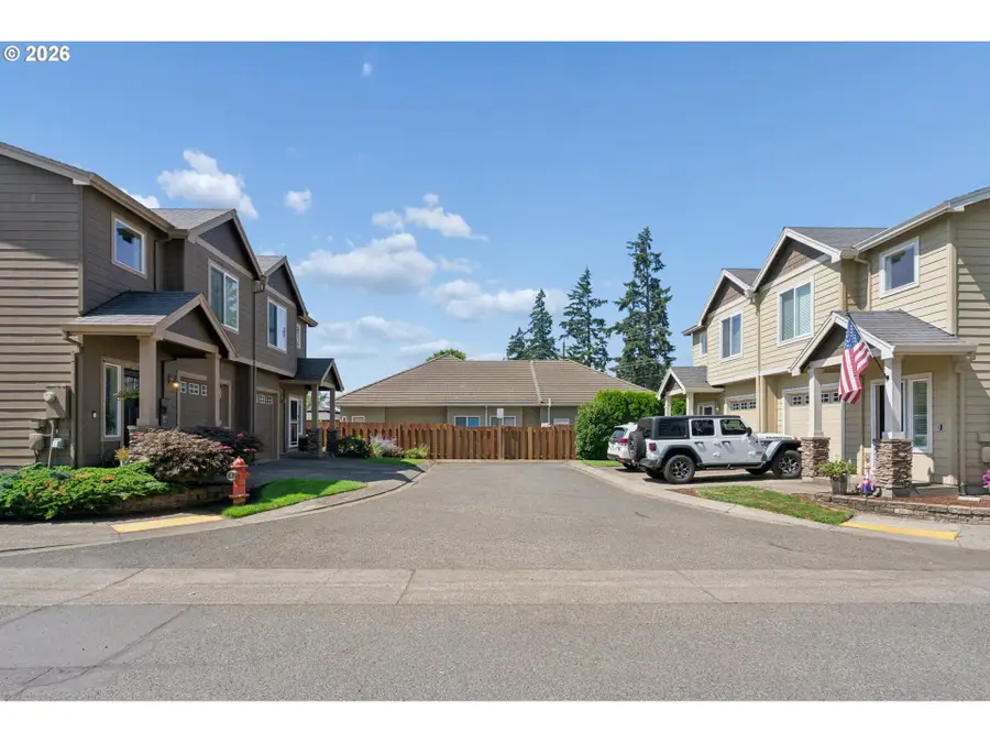 1721 N Manzanita St, Canby, OR 97013 - #3