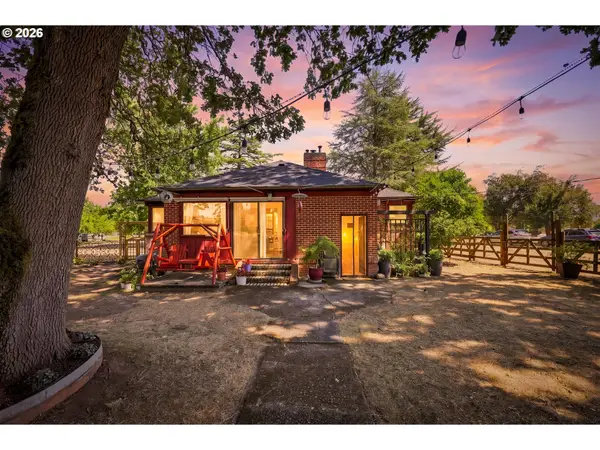 1003 S Hillhurst Rd, Ridgefield, WA 98642