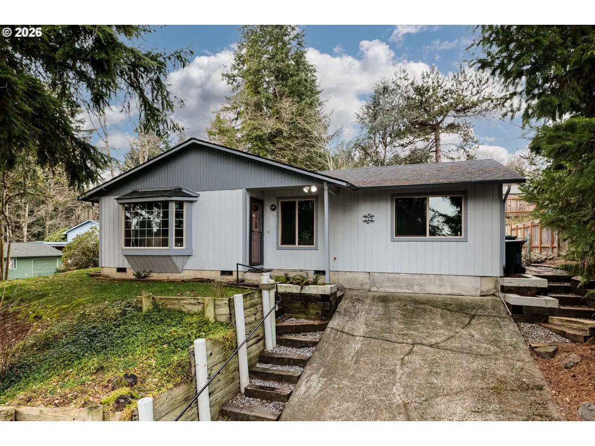 725 SW Holly St, Clatskanie, OR 97016 - #1