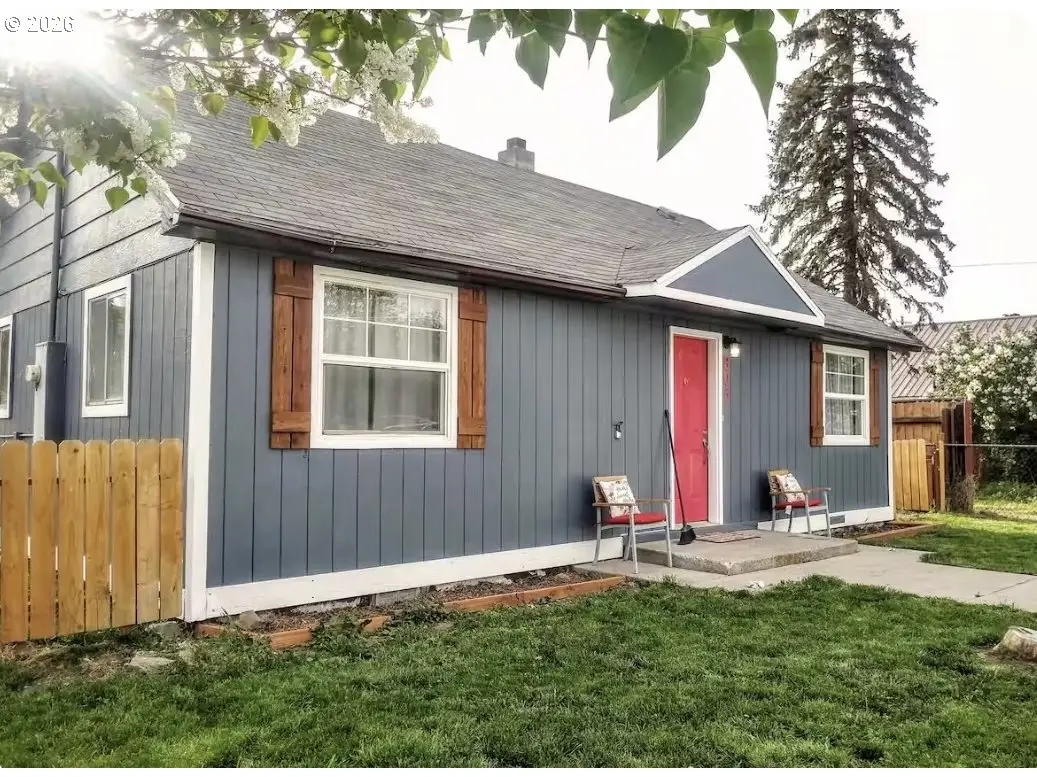805 4th St, Baker City, OR 97814 - #1