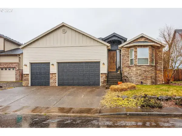 525 E 17th Cir, LaCenter, WA 98629