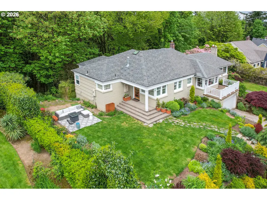 5321 SW Menefee Dr, Portland, OR 97239 - #2