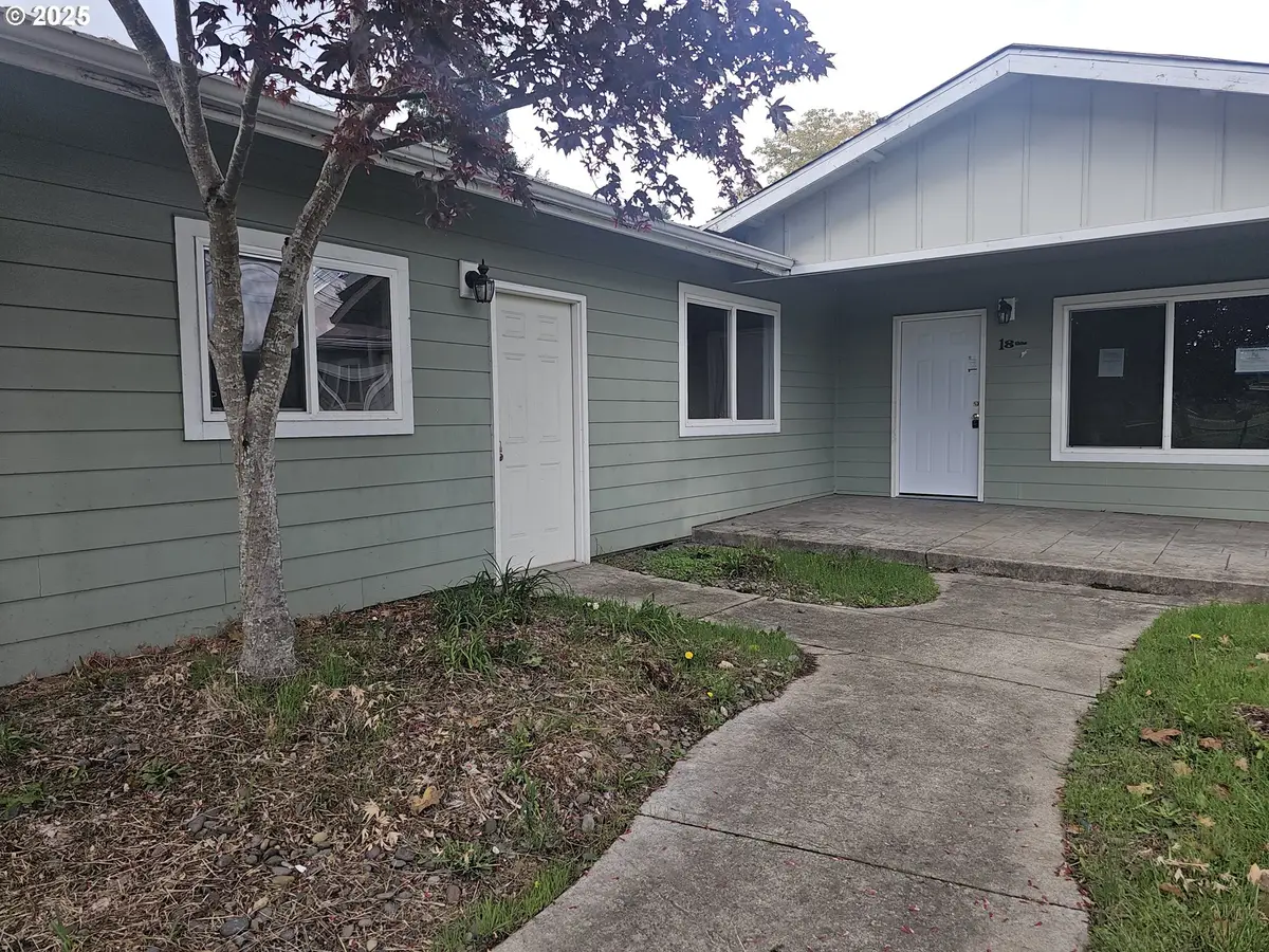 183 E Dodge St, Lebanon, OR 97355 - Image #1