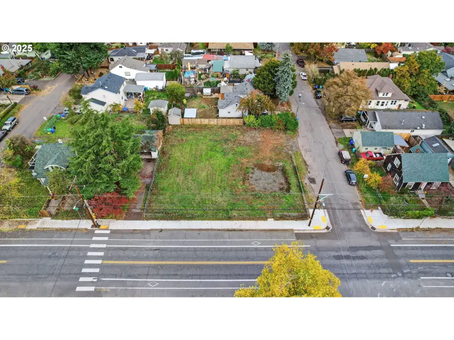 6635 SE Flavel St, Portland, OR 97206 - Image #2