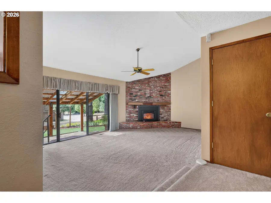 41971 SE Dover Ct, Sandy, OR 97055 - #3