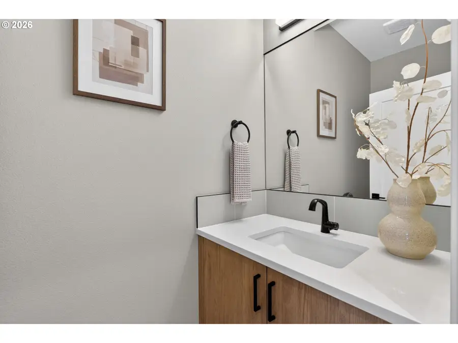 10909 SE Home Ave, Milwaukie, OR 97222 - Image #3