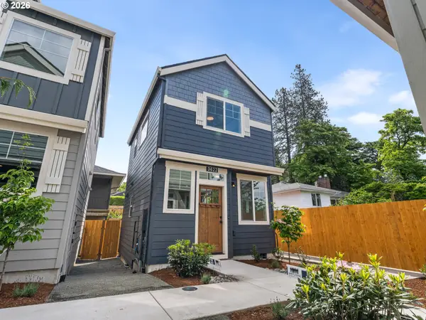 3622 SW Vermont St #5, Portland, OR 97219