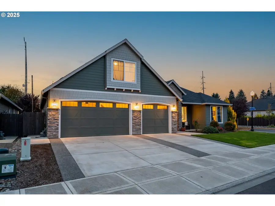 812 NE 29th Way, Battle Ground, WA 98604 - Image #2