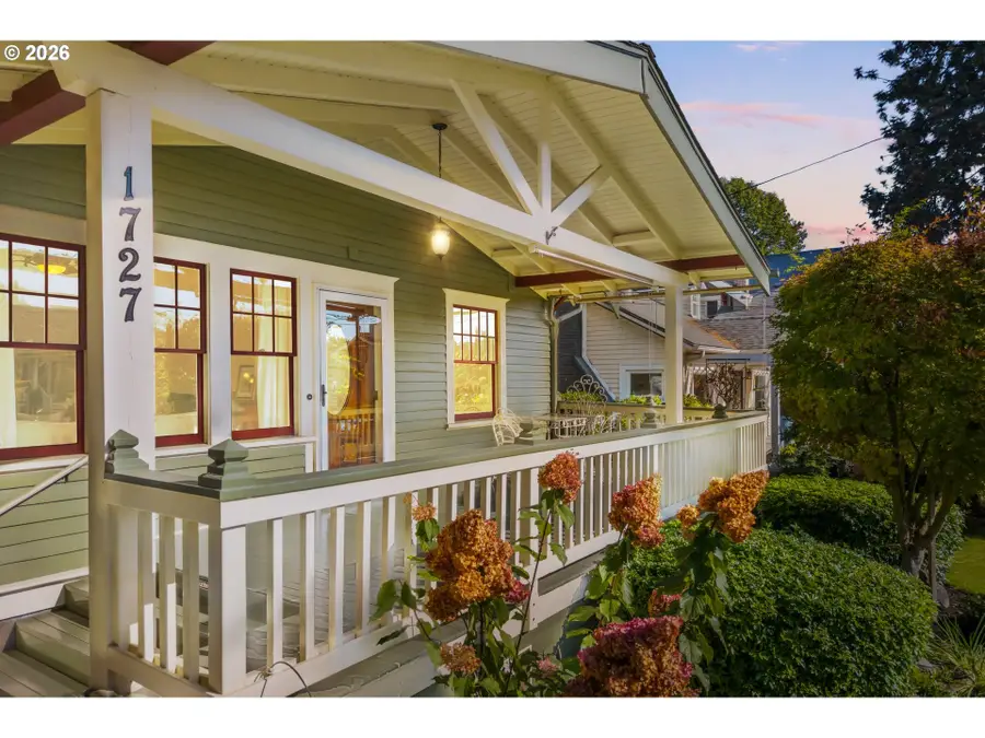 1727 N Winchell St, Portland, OR 97217 - #2