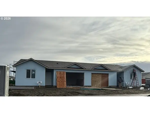 1054 NE 10th Pl, Hermiston, OR 97838