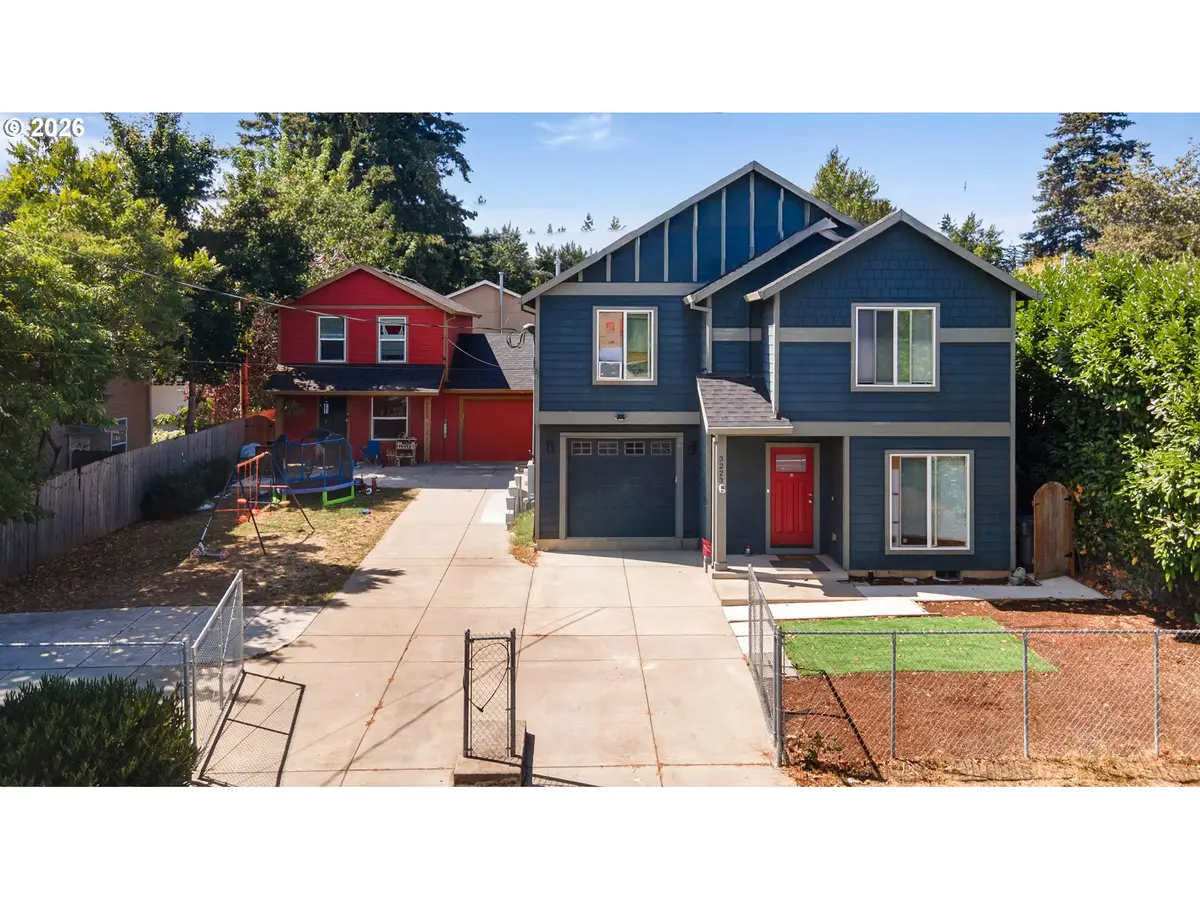 3223 SE 122nd Ave, Portland, OR 97236 - #1