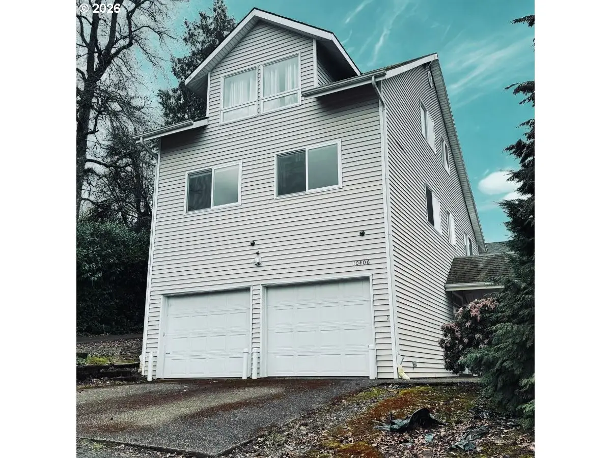 10406 NE Fargo St, Portland, OR 97220 - #1