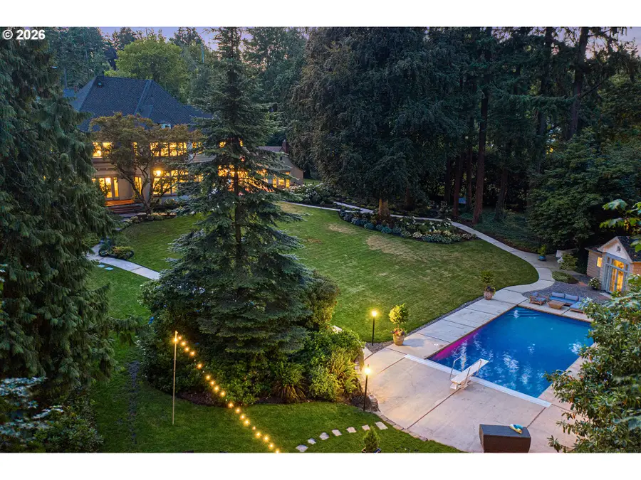 1905 S Greenwood Rd, Portland, OR 97219 - #2