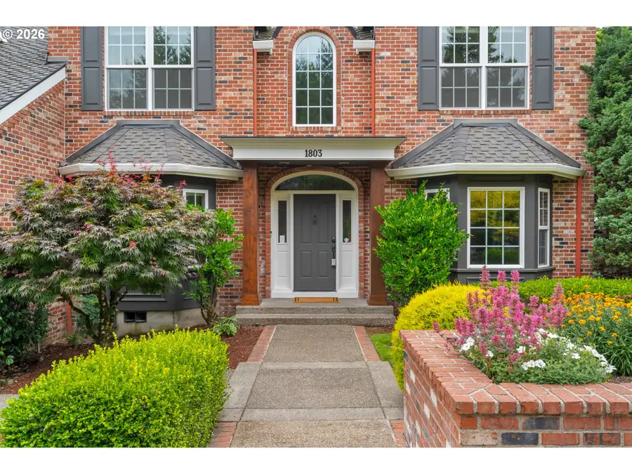 1803 NW Cedar Ridge Dr, Portland, OR 97229 - #3