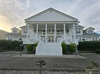 855 NW Ocean Shores Blvd #201, Ocean Shores, WA 98569 - Image #1