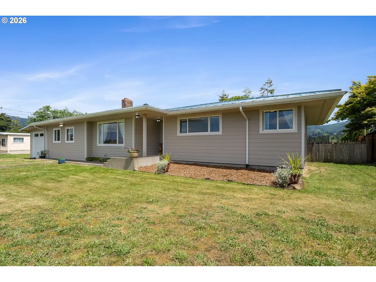 7310 Trask River Rd, Tillamook, OR 97141 - #1