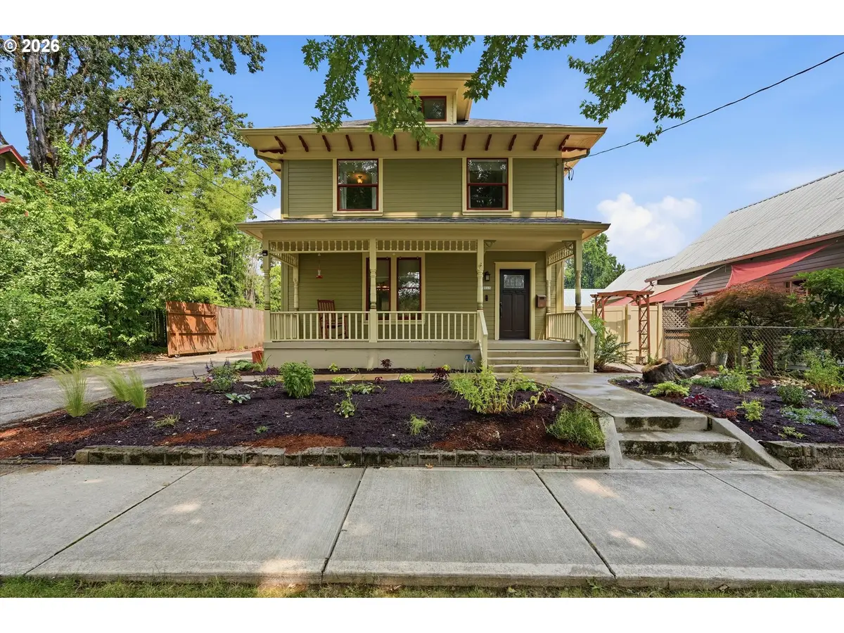 2113 16th Ave, Forest Grove, OR 97116 - #1