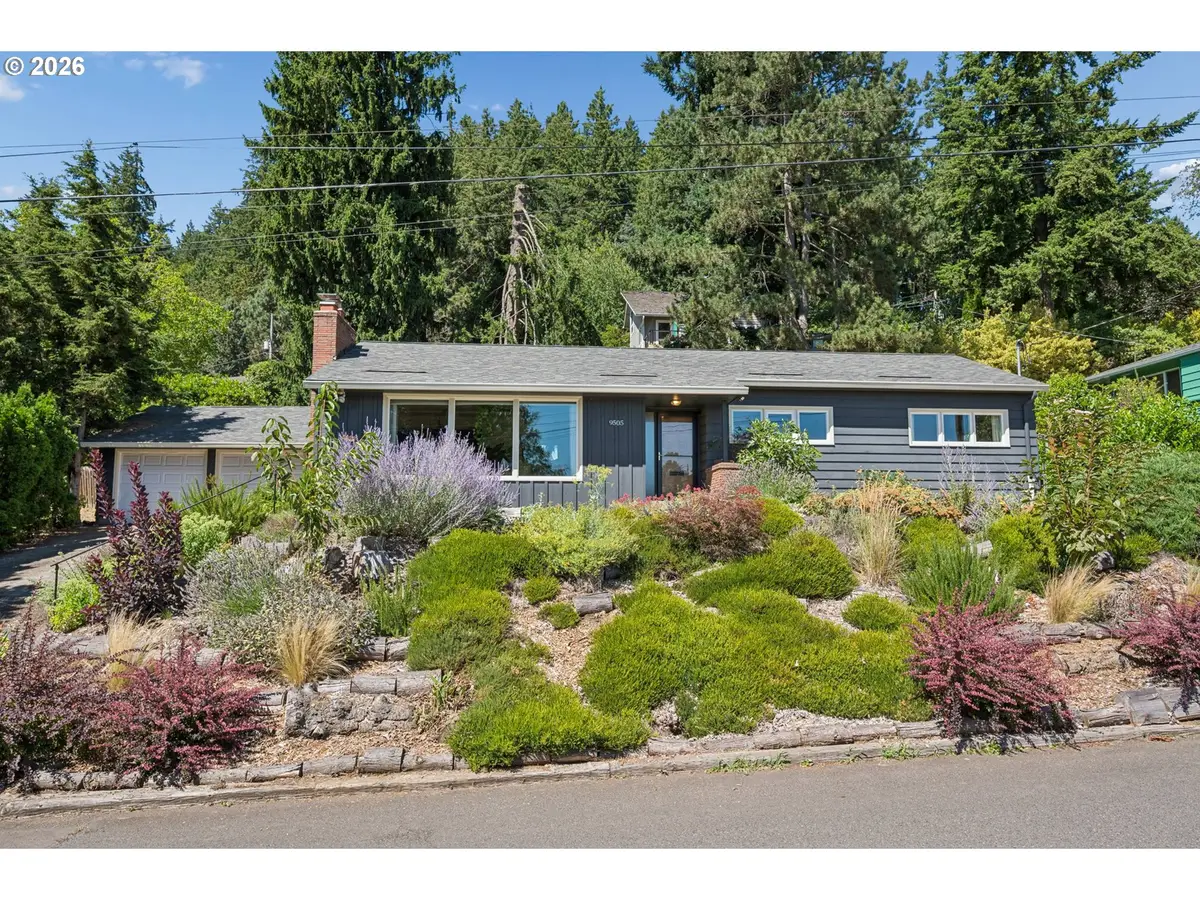 9505 NE Thompson St, Portland, OR 97220 - #1