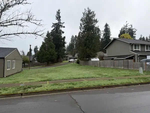 Aster St, Springfield, OR 97478