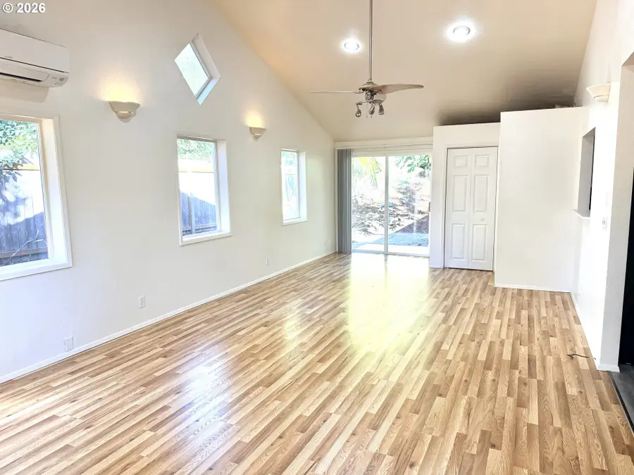 4905 Nectar Way, Eugene, OR 97405 - #3