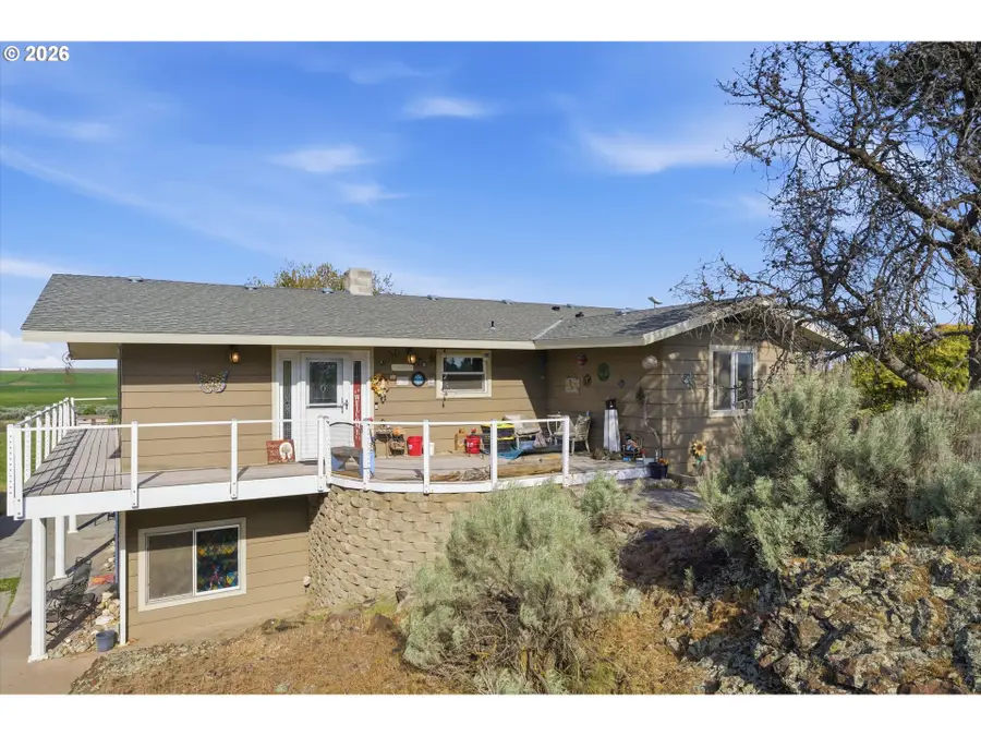 30335 Joy Ln, Hermiston, OR 97838 - #2