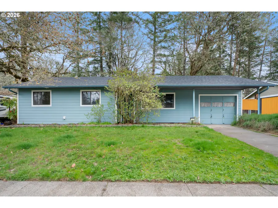 87691 Perkins Ct, Veneta, OR 97487 - #2