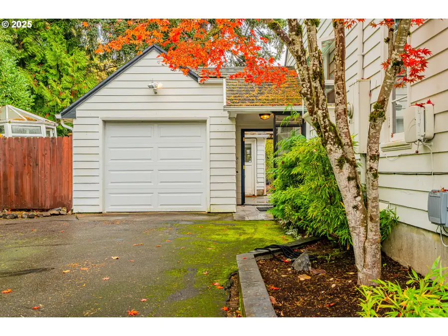 3760 SW 96th Ave, Portland, OR 97225 - Image #3