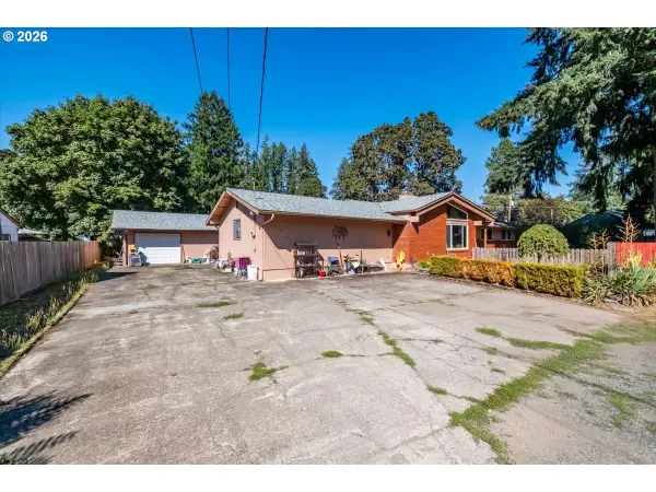 960 Grape St, SweetHome, OR 97386