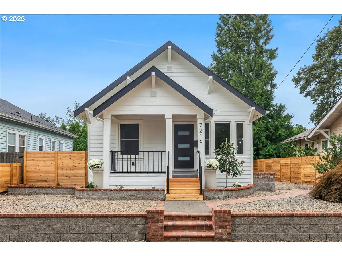 7216 N Ivanhoe St, Portland, OR 97203 - Image #1