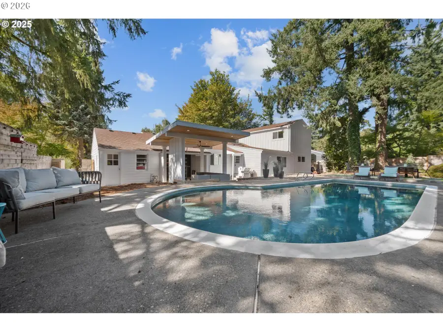 8444 SW 58th Ave, Portland, OR 97219 - #2